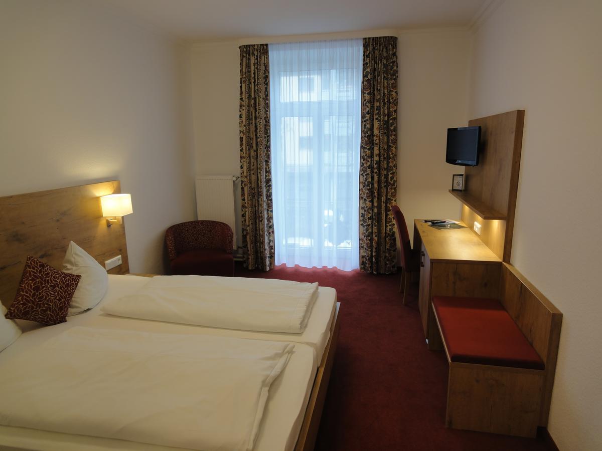Hotel Krone Rielasingen-Worblingen Exterior foto